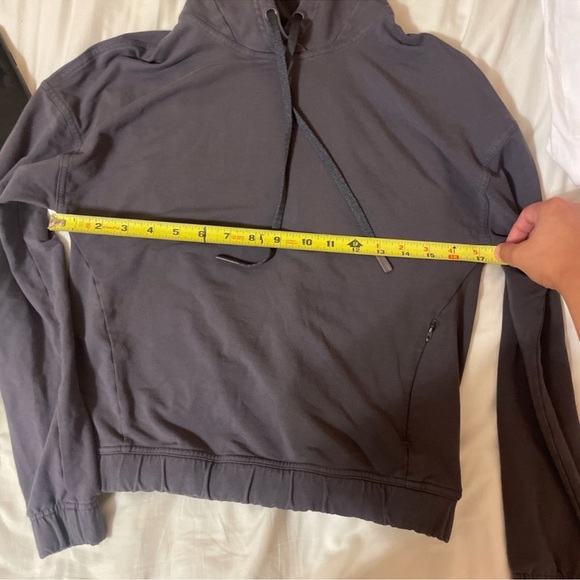 Lululemon Twisted & Tucked Pullover - Picture 9 of 9